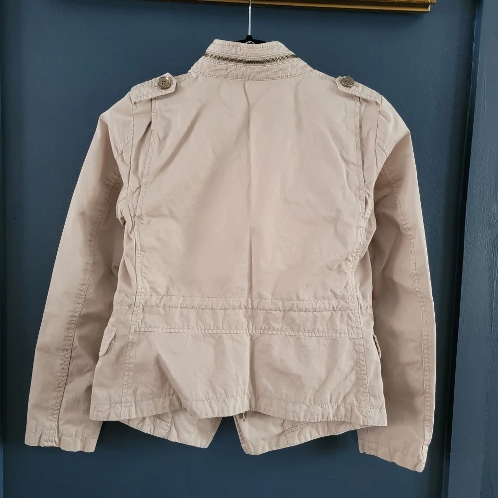 Zara excellent no